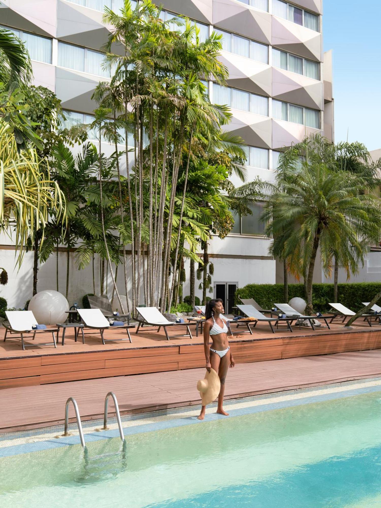 Novotel Abidjan Plateau Exterior photo