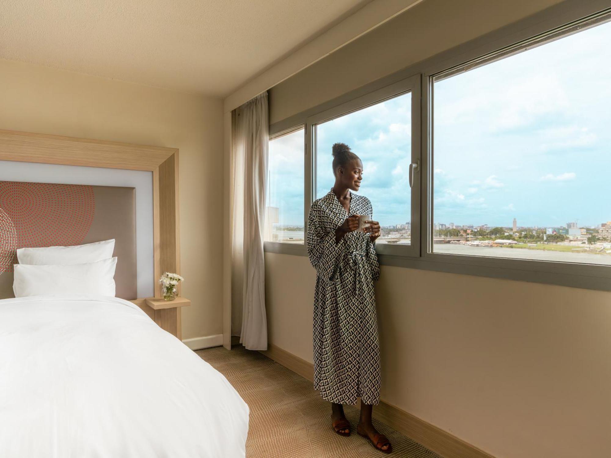 Novotel Abidjan Plateau Exterior photo