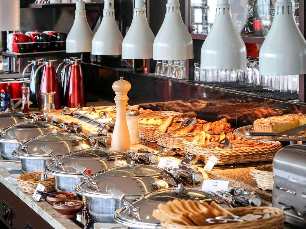 Novotel Abidjan Plateau Restaurant photo
