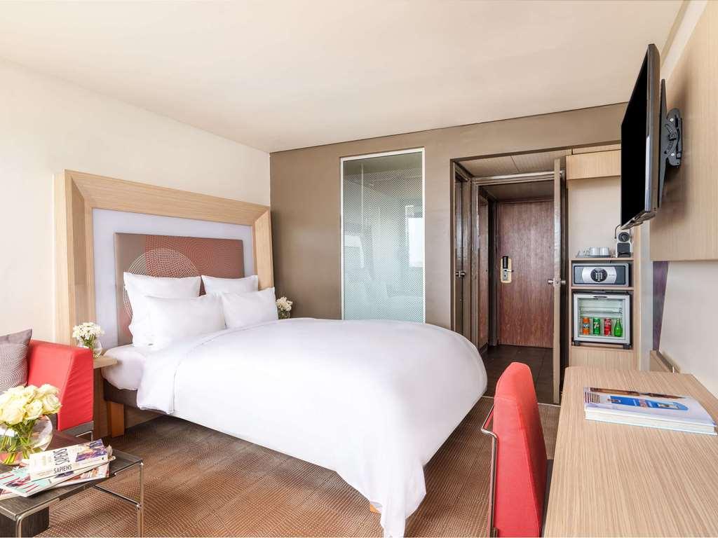 Novotel Abidjan Plateau Room photo