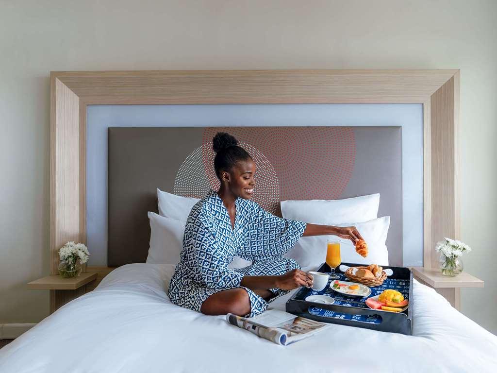 Novotel Abidjan Plateau Room photo