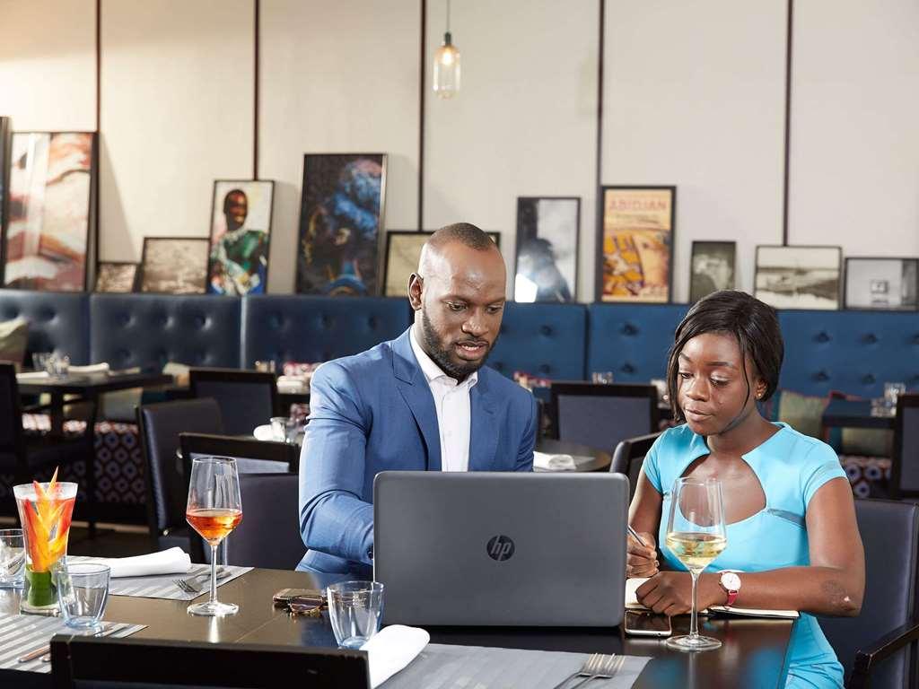 Novotel Abidjan Plateau Restaurant photo