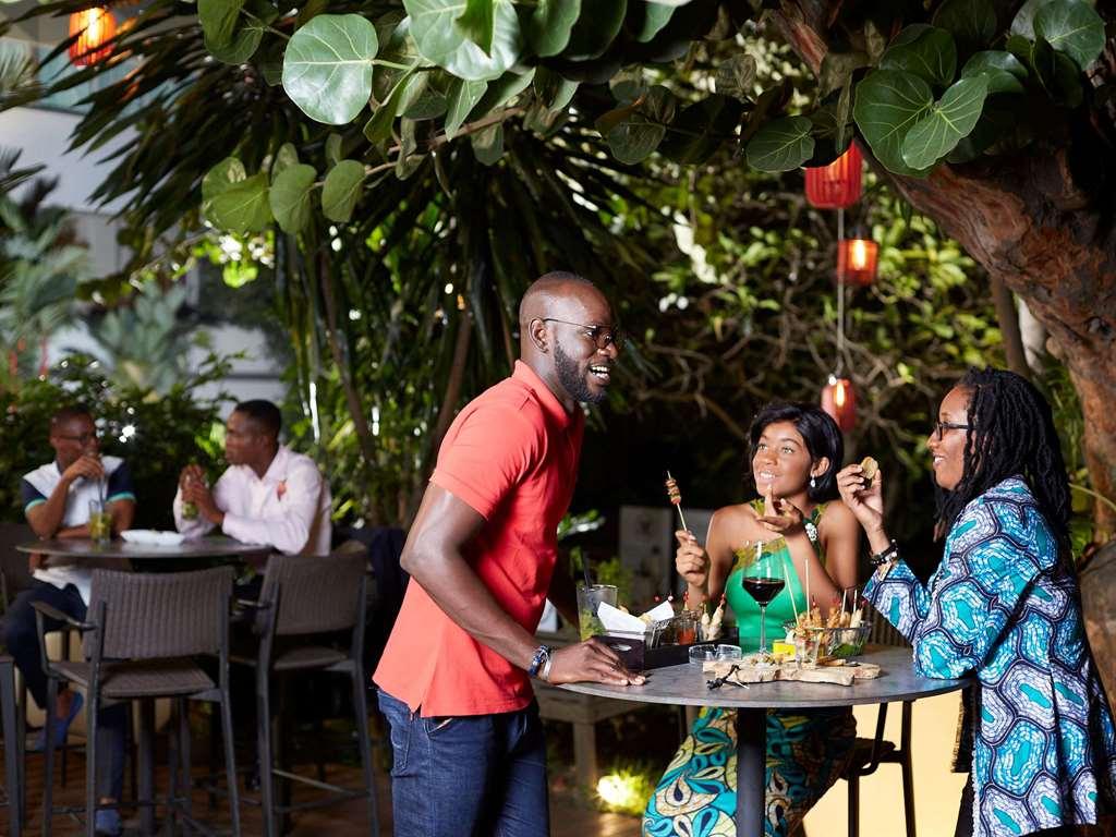 Novotel Abidjan Plateau Restaurant photo