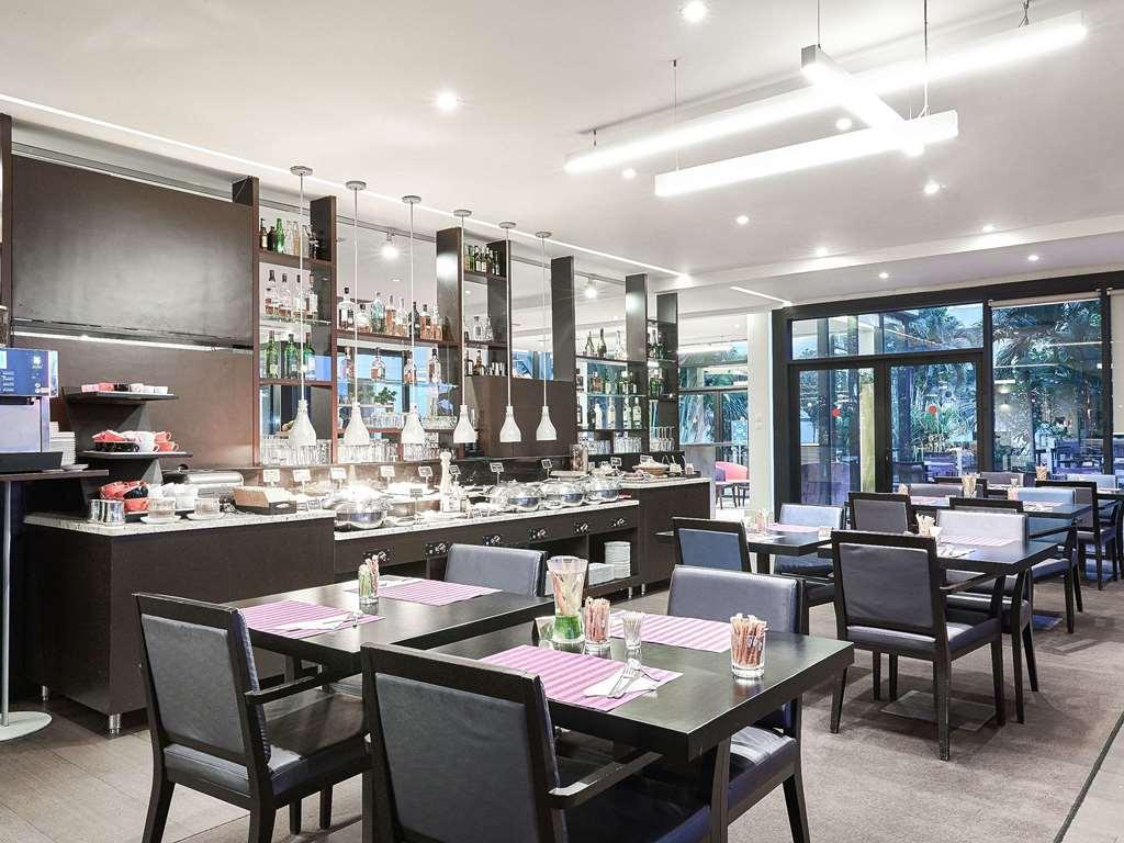 Novotel Abidjan Plateau Restaurant photo